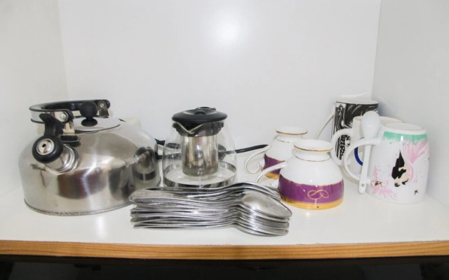 Homey Studio Tifolia Apartment