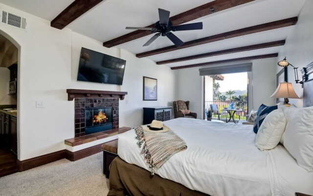 Serenity in La Costa Paradise