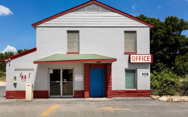 OYO Inn Dallas South