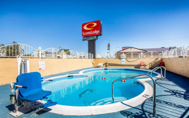 Econo Lodge Fallon Naval Air Station Area