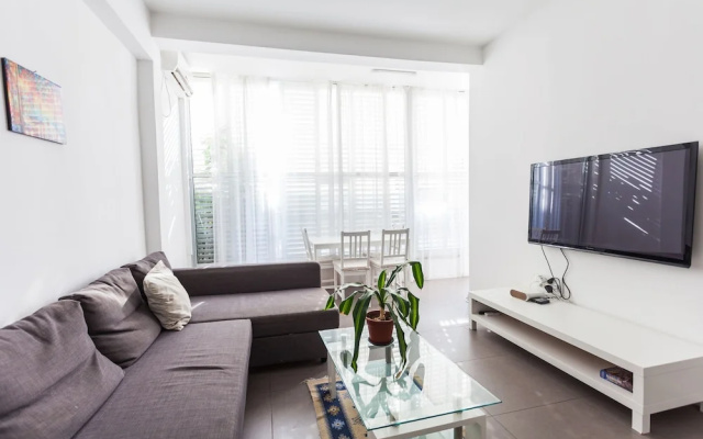 Port 2 Bedroom with 2 showers apartment