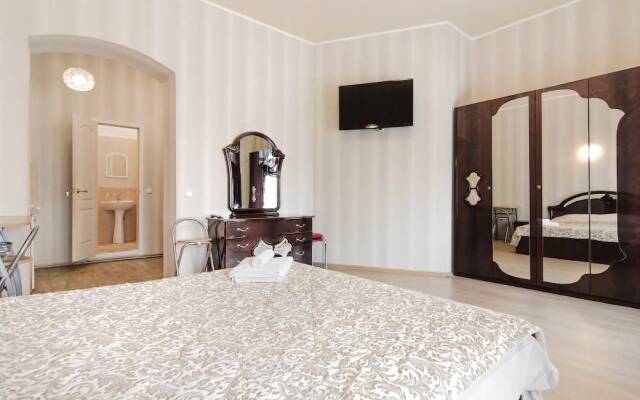 LeonRooms Pokrovskiy 8-4