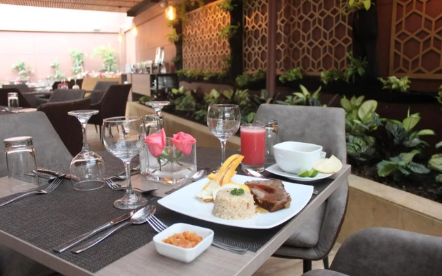 Hotel Lomas 10