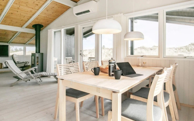 6 Person Holiday Home in Albaek-by Traum