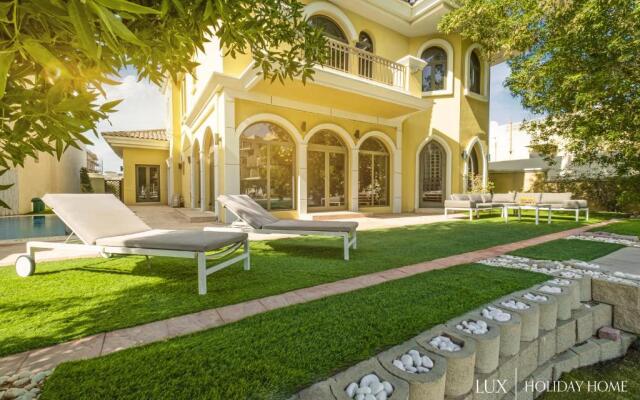 LUX - The Savoy Palm Villa