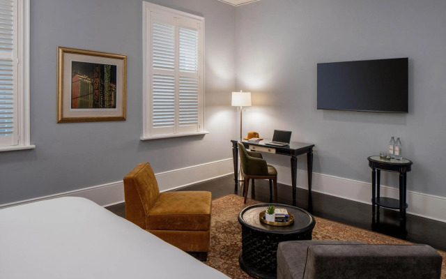 The Pelham Hotel