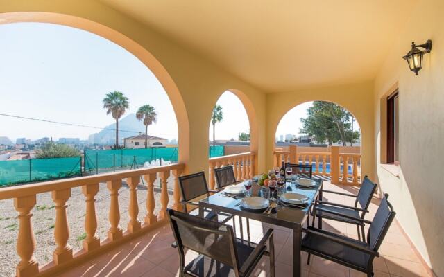 Villa - 12 Bedrooms with Pool and WiFi - 104971