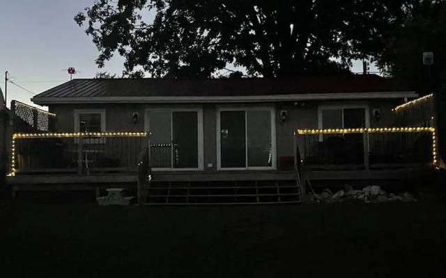 Waterfront W Private Lake Access Indoor Fireplace