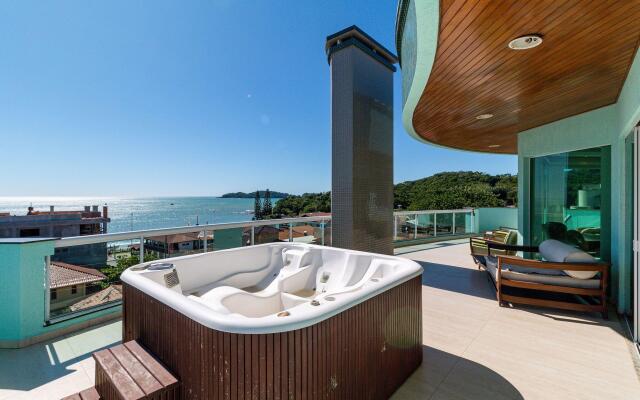 Aluguel Cobertura 4 suítes Vista Mar Jacuzzi Bombas SC