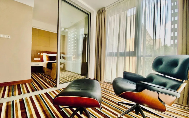Business Hotel Astrum Laus
