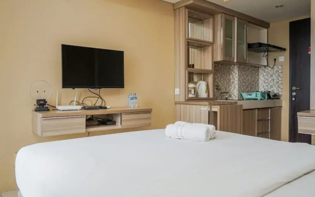 Modern And Relax Studio Room At Serpong Greenview Apartment