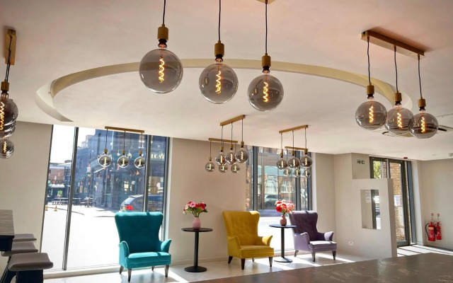 Axiom Park Hotel