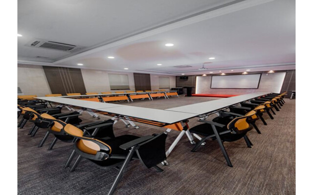 Metropolo Jinjiang jiaxing Business Rodeway Hotel