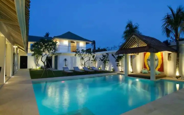 Villa Kukka 6 Bedooms Seminyak