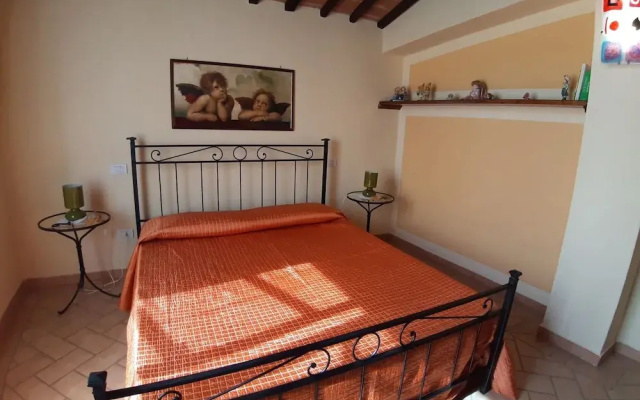 Group Retreat With Garden in Tuscany