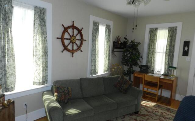 Helming Guest House