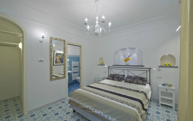 Albadamare Boutique Hotel