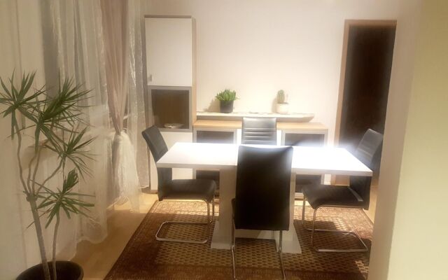Apartment With 3 Bedrooms in Ramstein-miesenbach, With Enclosed Garden and Wifi