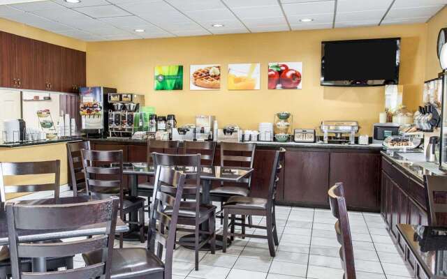 Quality Inn Grand Suites Bellingham