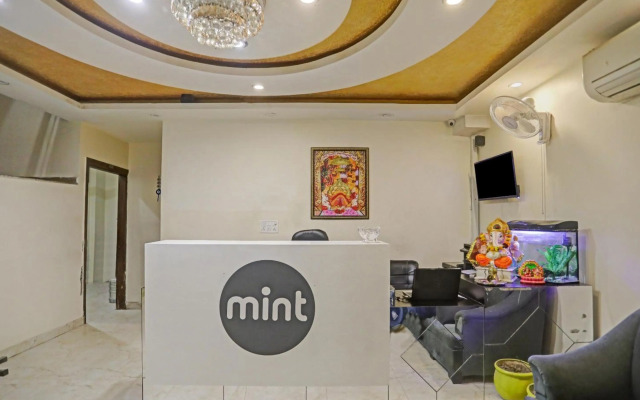 OYO Flagship 70339 Hotel Smile Residency