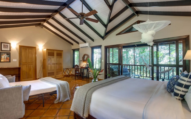 Machaca Hill Lodge