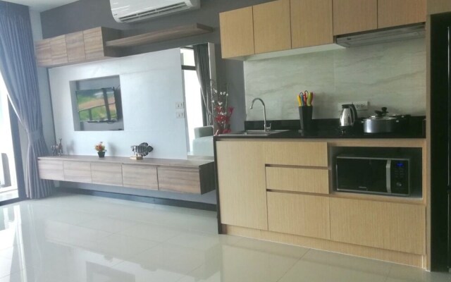 Naiharn Beach Condo by High Class Asia