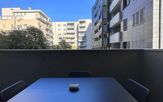 Bilocale Moderno e Confortevole con Terrazzo