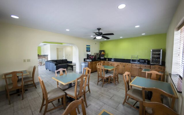 Ocean Breeze Inn