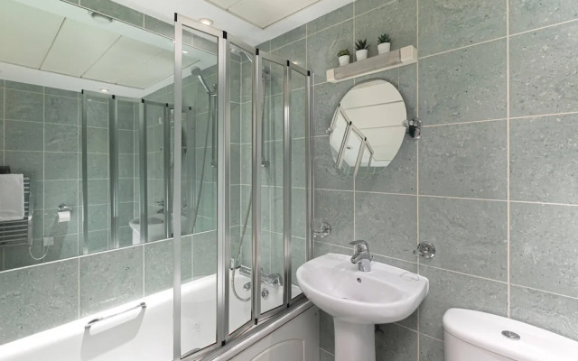 Skyvillion - Spacious 2bed W Balcony In Barnet