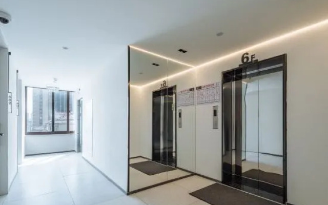 Ketangxuan Hotel (Shanghai Railway Station Baoshan Road Subway Station)