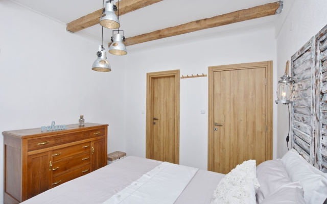 Rooms Sveti Toma
