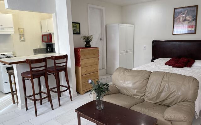 Comfy Private Unit in LA