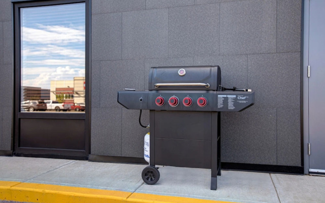 Ramada by Wyndham St. Paul AB