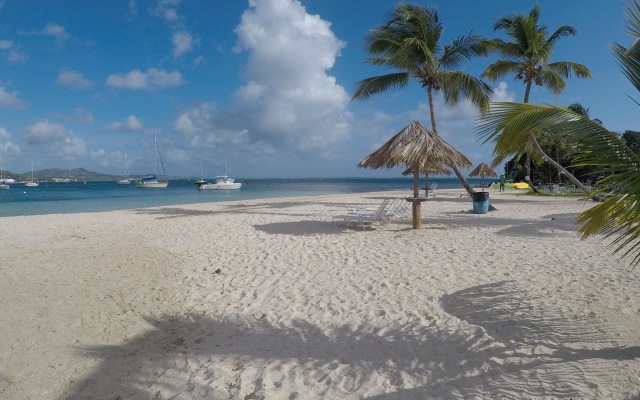 Hotel on the Cay