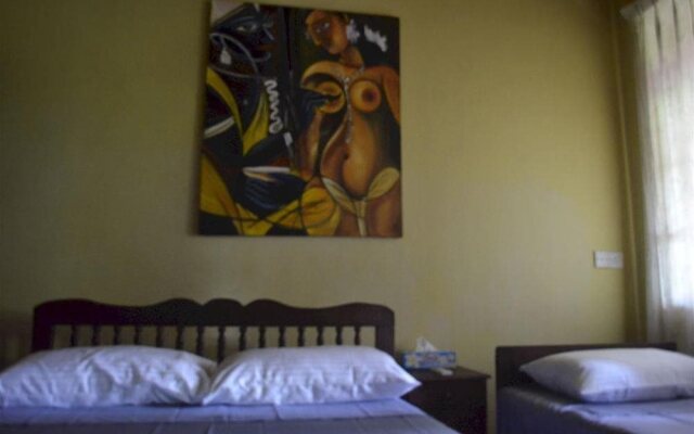 N And S Holiday Inn