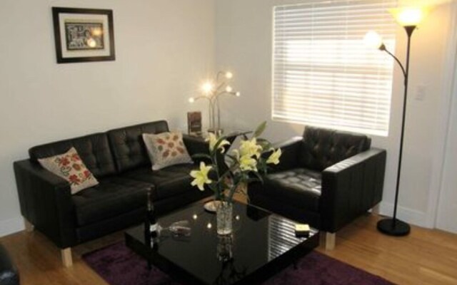 Two-bedroom Apartment at Villa Tunis