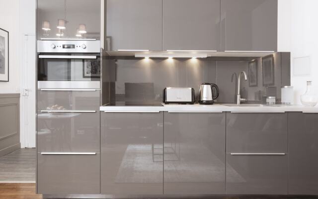 Luxury 2BR Gr-Boulevards I by Livinparis