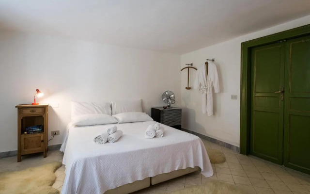 Surplus Charming Apartment