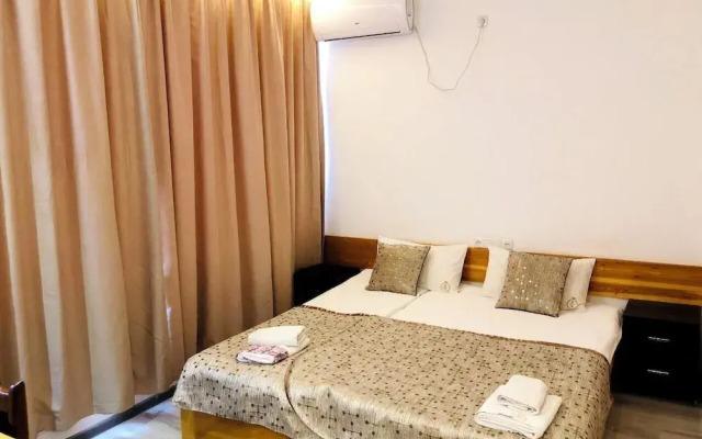 Maryam Hotel