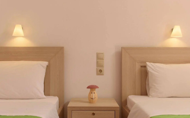 Nikos Hotel