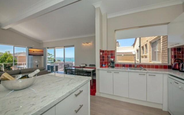 The Helm, Unit 15, 22 Voyager Close