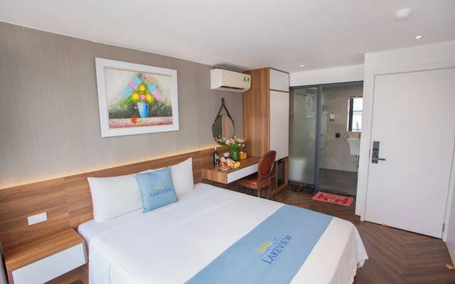 Lake View Hotel