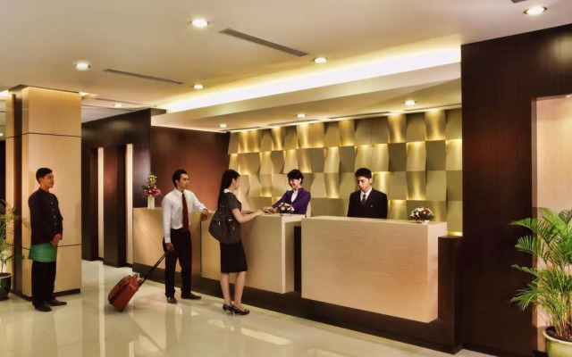 Orchardz Hotel Ayani