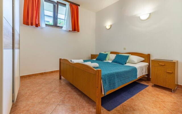 Nice Apartment in Rovinj With 2 Bedrooms and Wifi