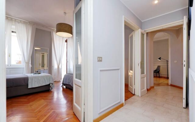 JOIVY Austere Elegance