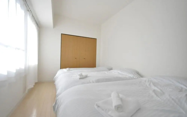IK Minami6Jo Residence 301