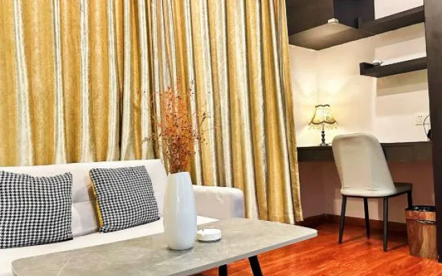 Ivan Yifan Hotel Apartment (Jia Zhaoye Branch)