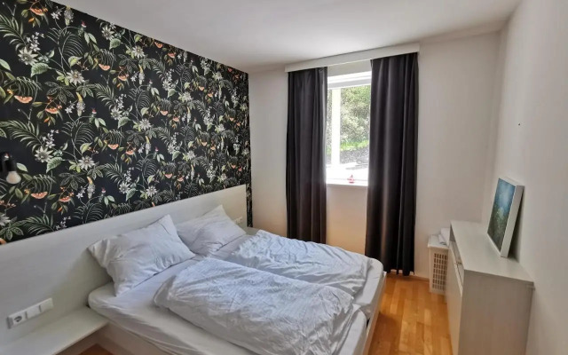 Design Apartments mit Pool und fantastischem Ausblick