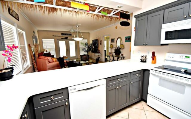 Spinnaker Pointe 1B by RedAwning