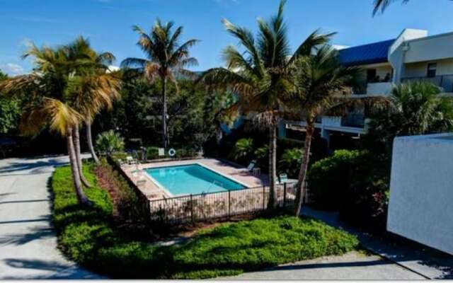 Hidden Cove 4 Apartment 2